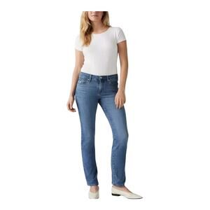NWT Levi's Mid Rise Classic Straight Fit Jeans‎ in Speed Women's Size 33